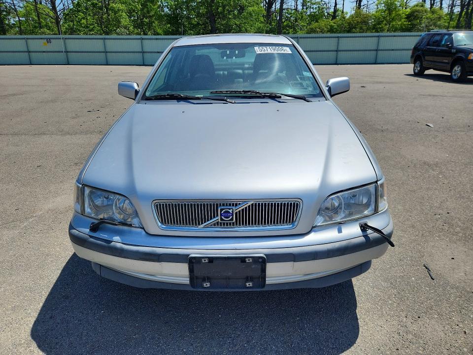55719006 :رقم المزاد ، YV1VS255XYF557887 vin ، 2000 Volvo S40 مزاد بيع