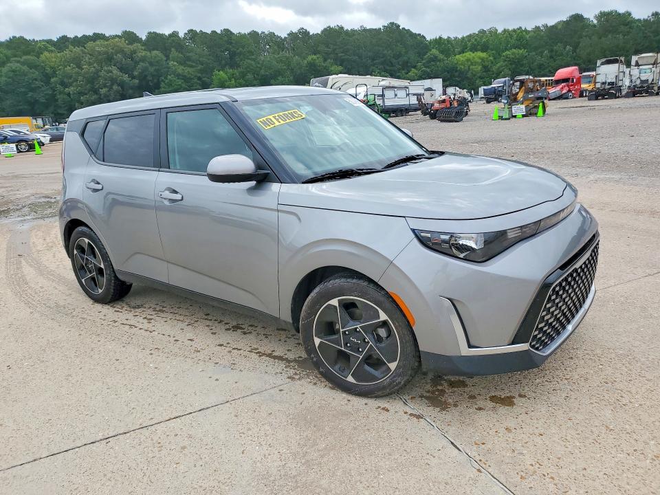 Продажа на аукционе авто 2023 Kia Soul, vin: KNDJ33AU0P7878060, номер лота: 58243896