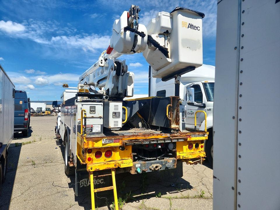 56357826 :رقم المزاد ، 3FRXX7FKXFV638576 vin ، 2015 Ford F750 مزاد بيع