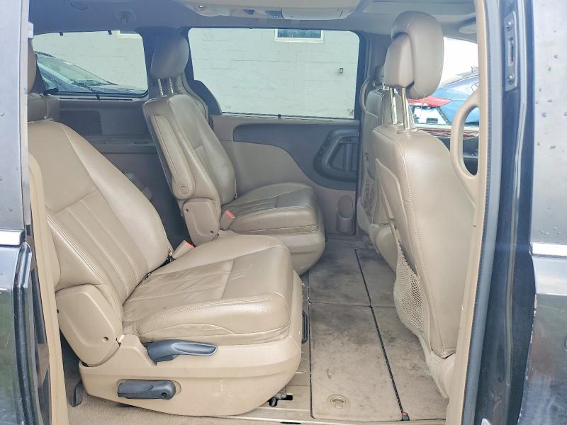 2012 Chrysler Town & Country მანქანა იყიდება აუქციონზე, vin: 2C4RC1CGXCR135588, აუქციონის ნომერი: 58204006