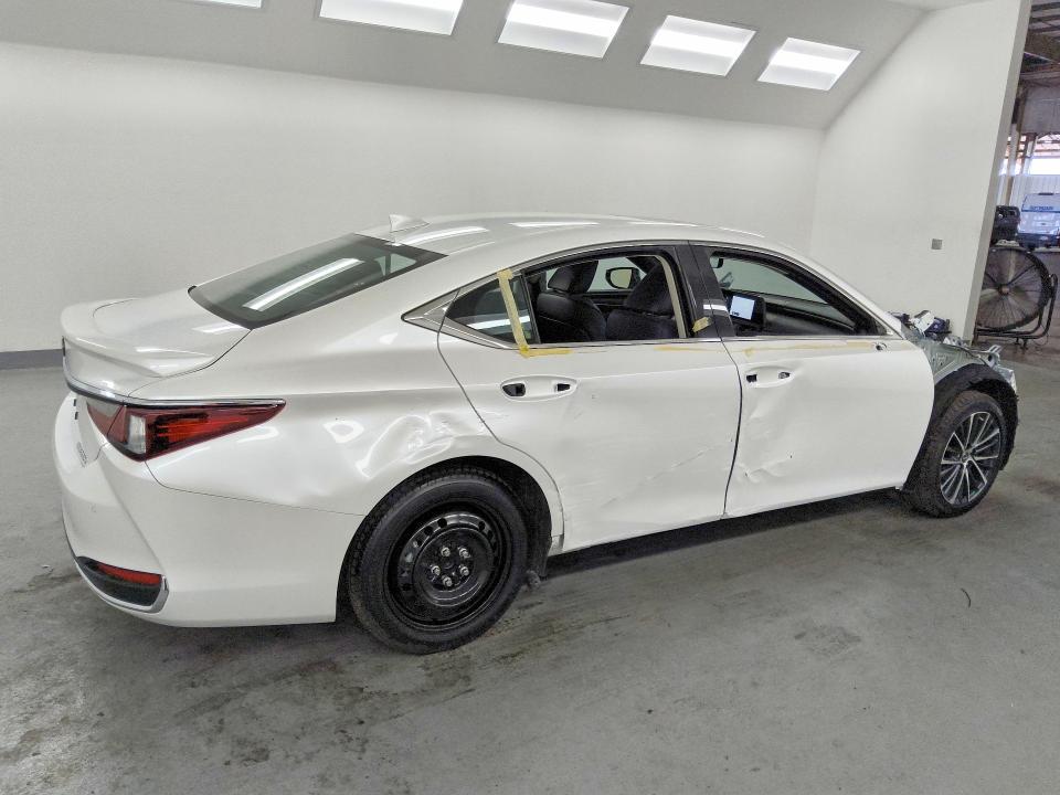 Продажа на аукционе авто 2024 Lexus Es 300h, vin: 58ADA1C11RU052451, номер лота: 54984576