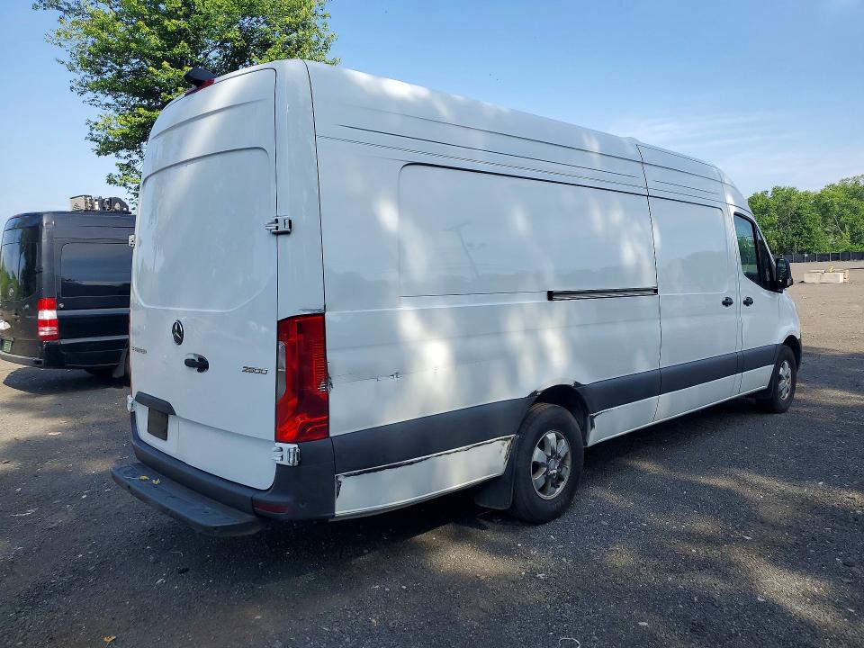 57048946 :رقم المزاد ، W1Y4NDHY3RP725788 vin ، 2024 Mercedes-benz Sprinter مزاد بيع