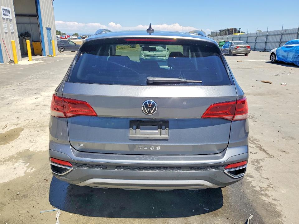 Продажа на аукционе авто 2022 Volkswagen Taos, vin: 3VVTX7B26NM023529, номер лота: 58302296
