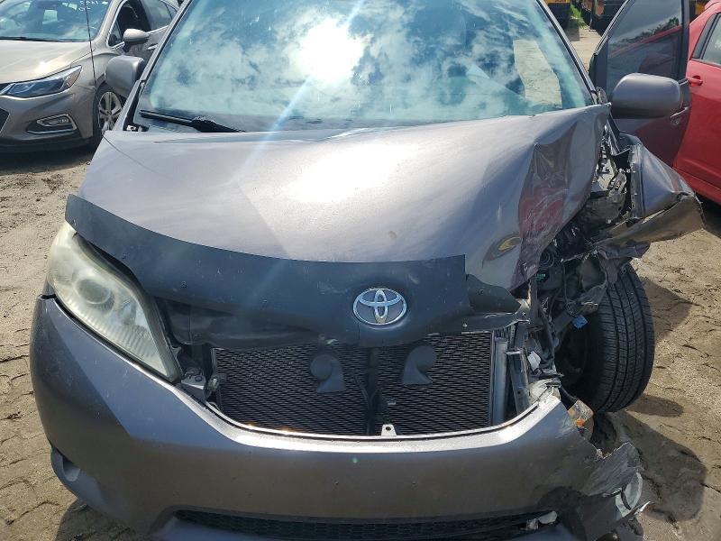 Продажа на аукционе авто 2013 Toyota Sienna, vin: 5TDKK3DC8DS355882, номер лота: 56615716