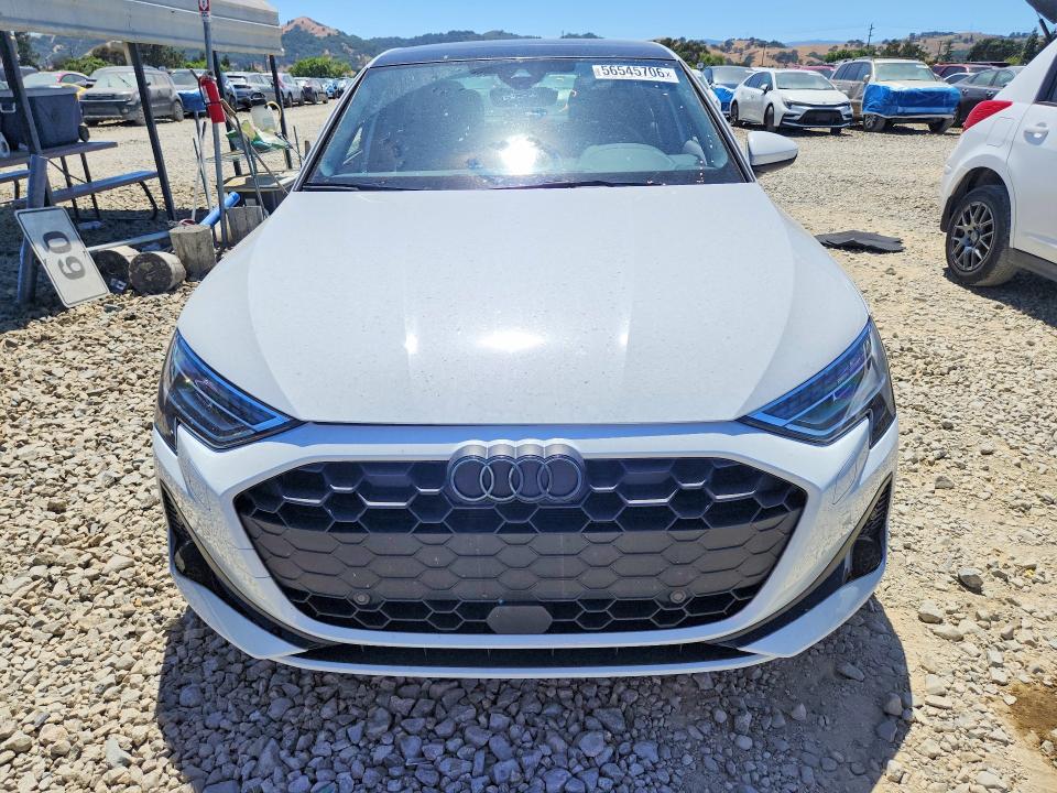 Продаж на аукціоні авто 2025 Audi A3, vin: WAUGUDGY3SA052108, номер лоту: 56545706