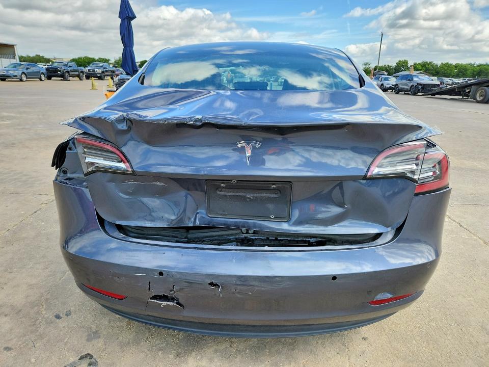56712696 :رقم المزاد ، 5YJ3E1EA7LF705177 vin ، 2020 Tesla Model 3 مزاد بيع