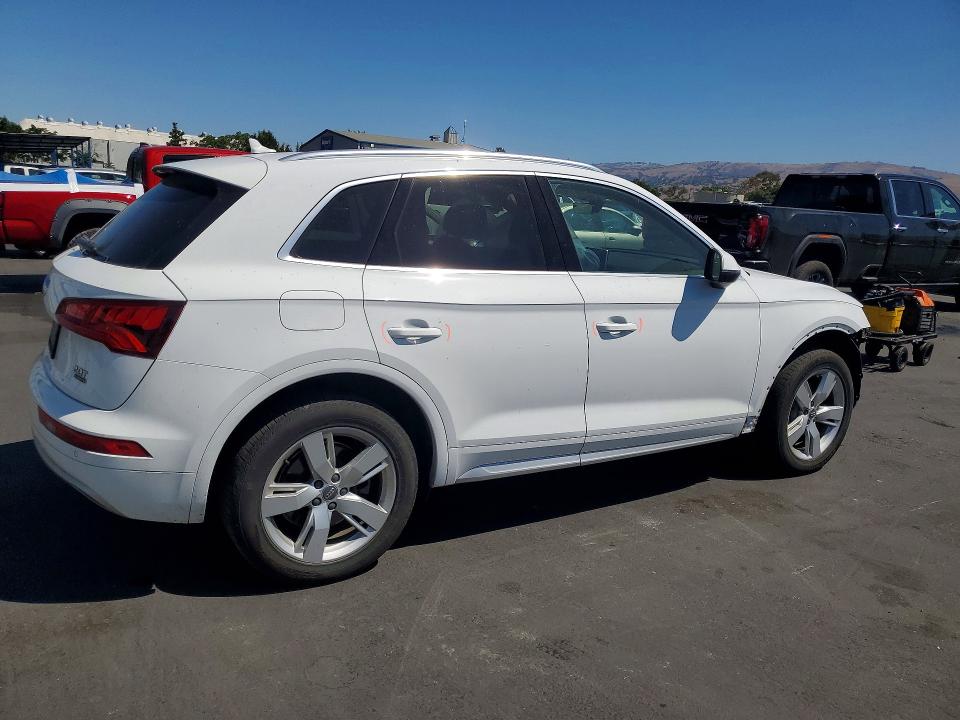 Продажа на аукционе авто 2018 Audi Q5, vin: WA1BNAFYXJ2079562, номер лота: 58598326