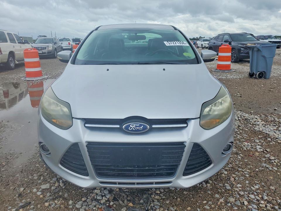 2013 Ford Focus მანქანა იყიდება აუქციონზე, vin: 1FADP3J20DL345814, აუქციონის ნომერი: 57221356