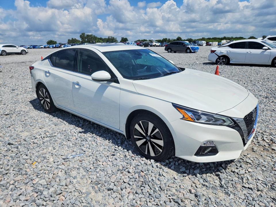 Продажа на аукционе авто 2021 Nissan Altima, vin: 1N4BL4EV7MN372140, номер лота: 58114946