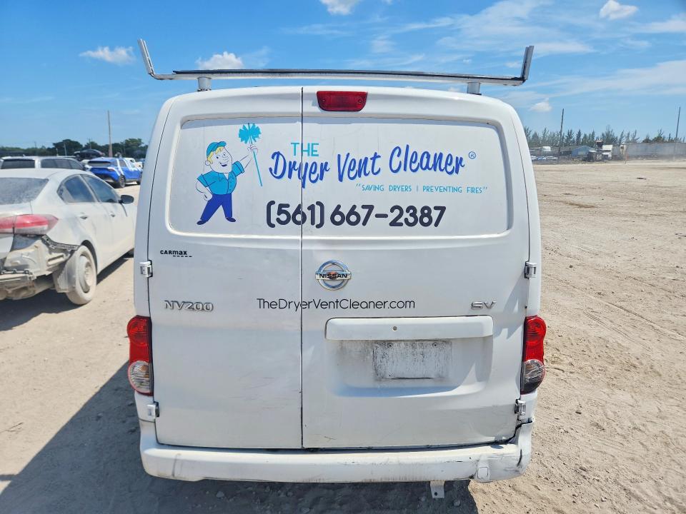 2015 Nissan Nv200 მანქანა იყიდება აუქციონზე, vin: 3N6CM0KN5FK705868, აუქციონის ნომერი: 55771806