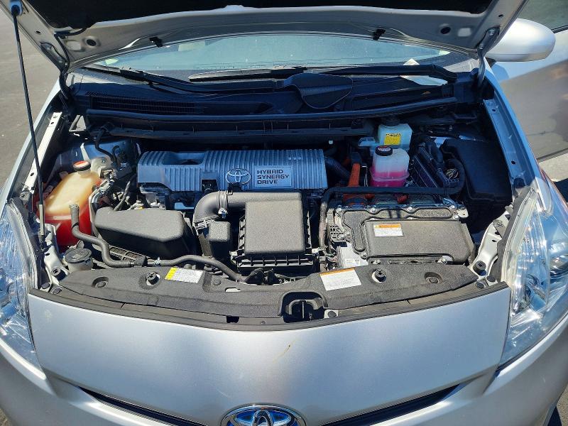 55945626 :رقم المزاد ، JTDKN3DU7F0466476 vin ، 2015 Toyota Prius مزاد بيع