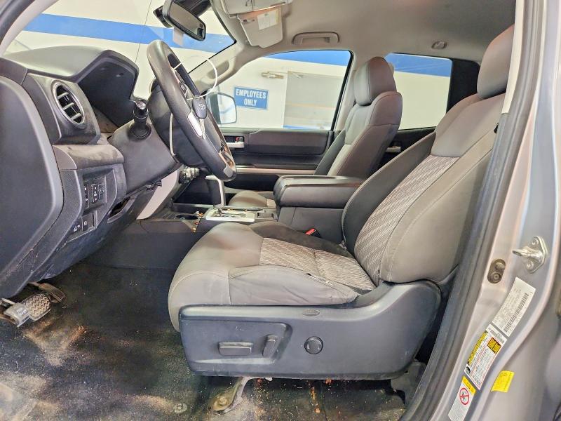 Продажа на аукционе авто 2018 Toyota Tundra, vin: 5TFUY5F1XJX686385, номер лота: 56142826