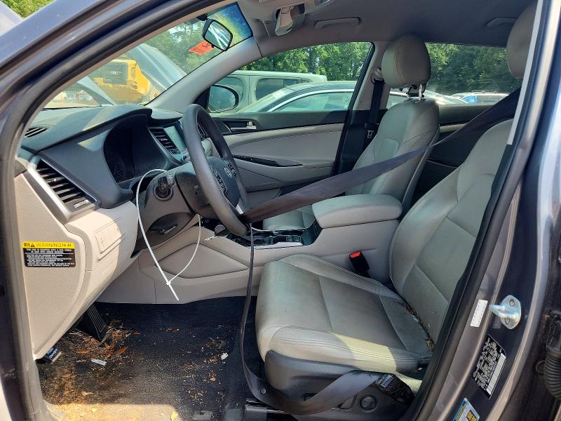 58898786 :رقم المزاد ، KM8J33A46JU663500 vin ، 2018 Hyundai Tucson مزاد بيع