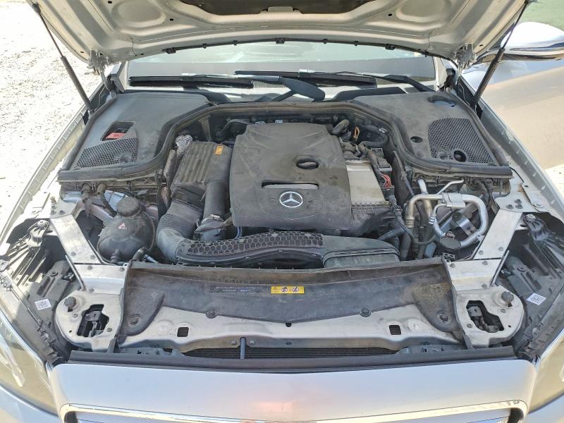 59148686 :رقم المزاد ، WDDZF4JB2JA432488 vin ، 2018 Mercedes-benz E مزاد بيع