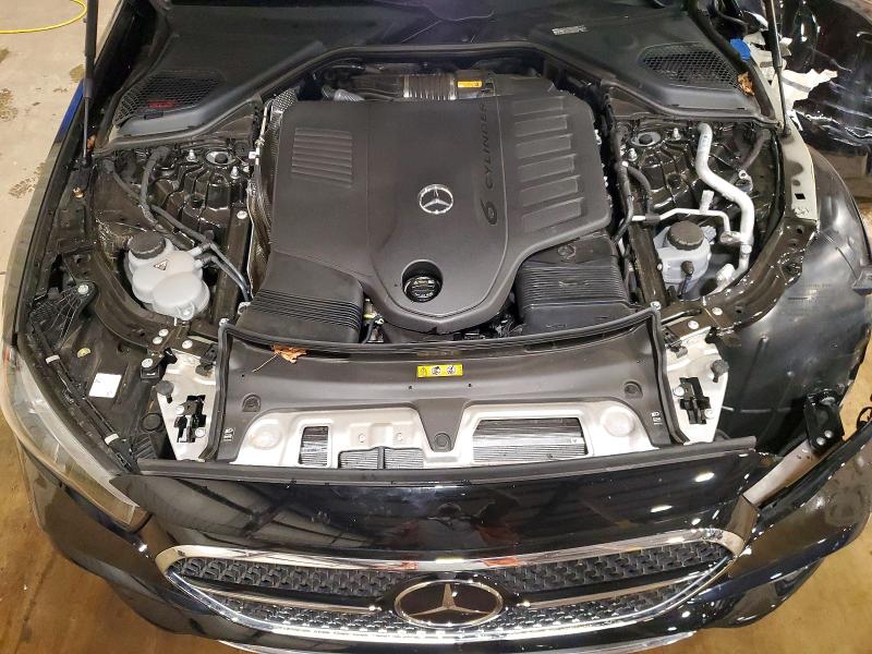 58827426 :رقم المزاد ، W1KLF6BB8SA156481 vin ، 2025 Mercedes-benz E مزاد بيع