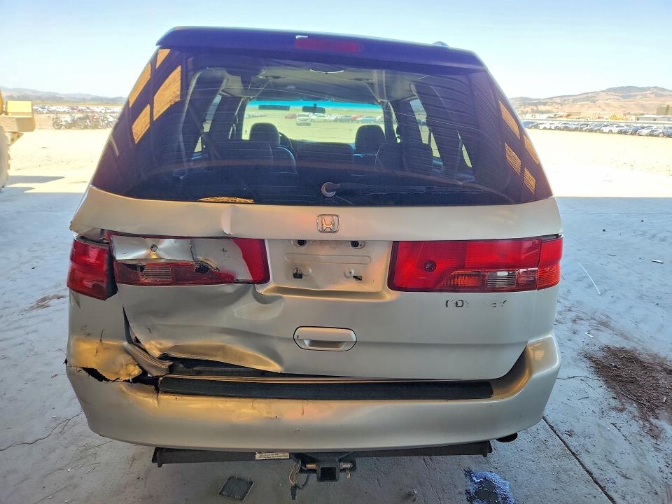 55640266 :رقم المزاد ، 2HKRL18741H563255 vin ، 2001 Honda Odyssey مزاد بيع
