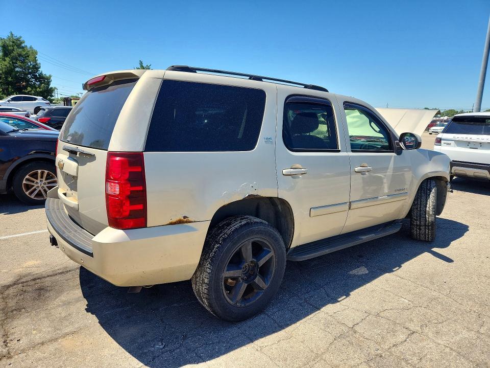 54952486 :رقم المزاد ، 1GNFK13077R138573 vin ، 2007 Chevrolet Tahoe مزاد بيع