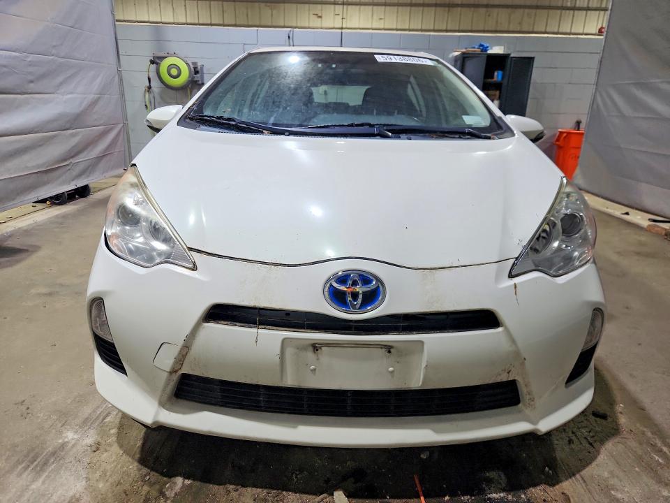 59138806 :رقم المزاد ، JTDKDTB36C1519168 vin ، 2012 Toyota Prius C مزاد بيع