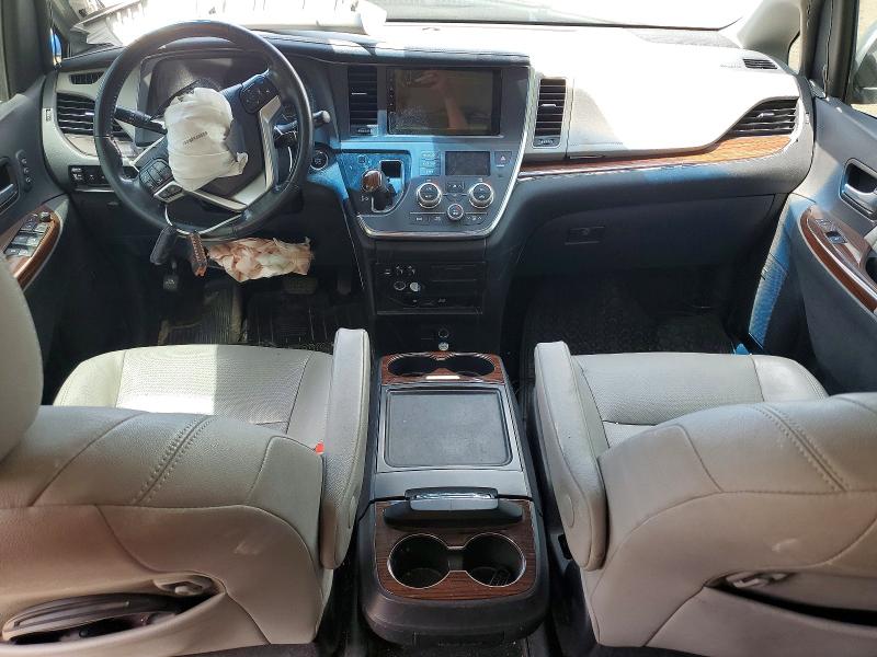 56933156 :رقم المزاد ، 5TDYZ3DC6HS840470 vin ، 2017 Toyota Sienna مزاد بيع