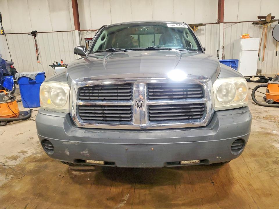 2005 Dodge Dakota მანქანა იყიდება აუქციონზე, vin: 1D7HE22K05S353743, აუქციონის ნომერი: 58215866