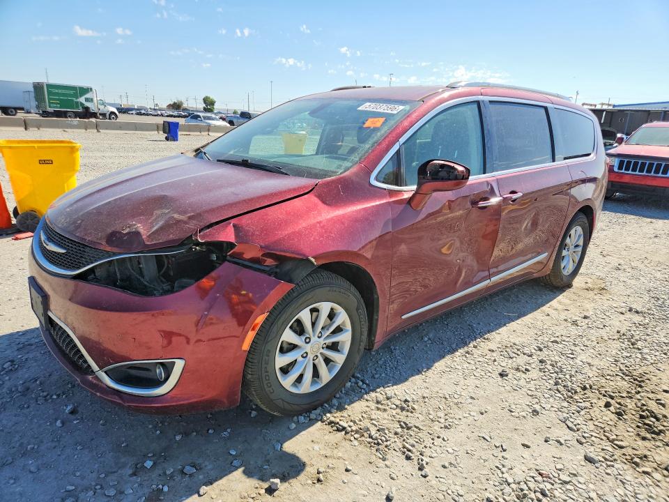 2018 Chrysler Pacifica მანქანა იყიდება აუქციონზე, vin: 2C4RC1BG4JR217282, აუქციონის ნომერი: 57037596