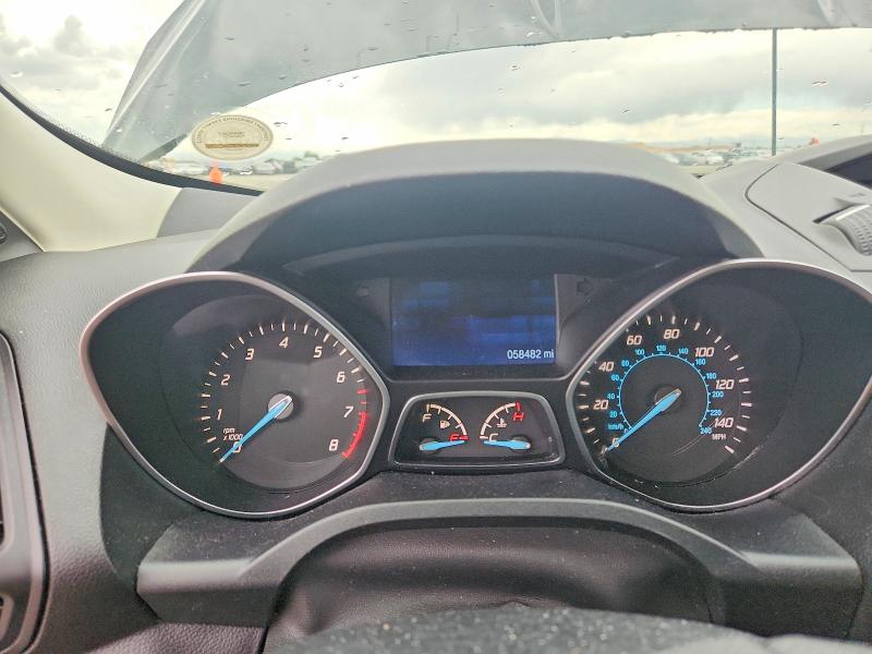 55764626 :رقم المزاد ، 1FMCU0F76FUB81026 vin ، 2015 Ford Escape مزاد بيع