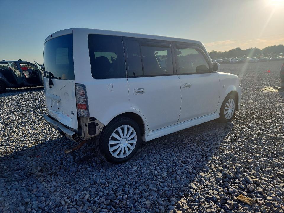 58488096 :رقم المزاد ، JTLKT324240152647 vin ، 2004 Toyota Scion مزاد بيع