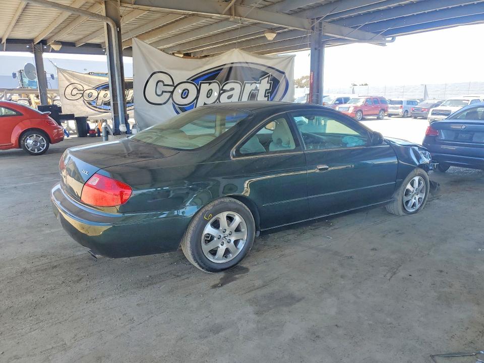 58470046 :رقم المزاد ، 19UYA42471A022212 vin ، 2001 Acura 3.2cl مزاد بيع