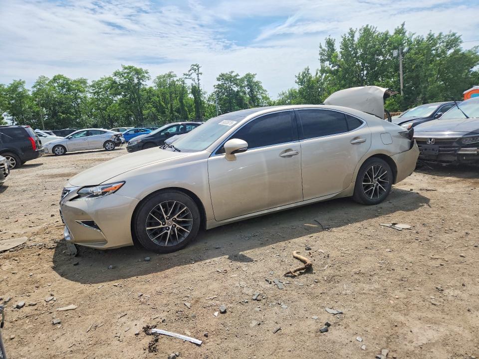 56535076 :رقم المزاد ، 58ABK1GG1HU053682 vin ، 2017 Lexus Es مزاد بيع