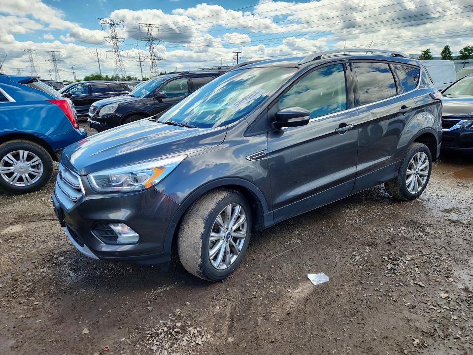 2018 Ford Escape მანქანა იყიდება აუქციონზე, vin: 1FMCU9J95JUD34890, აუქციონის ნომერი: 57895066