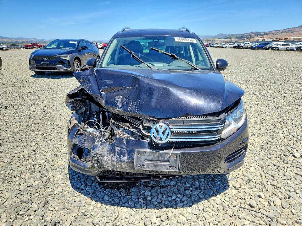 2017 Volkswagen Tiguan მანქანა იყიდება აუქციონზე, vin: WVGRV7AX5HW501533, აუქციონის ნომერი: 56888216