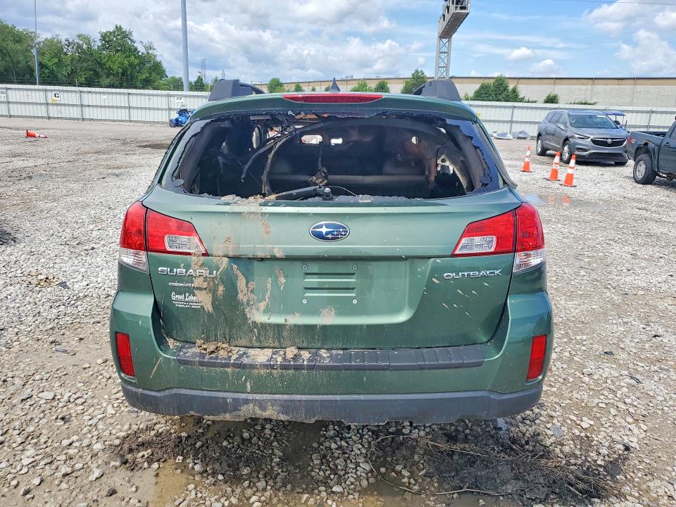 57667736 :رقم المزاد ، 4S4BRCDC5E3288426 vin ، 2014 Subaru Outback مزاد بيع