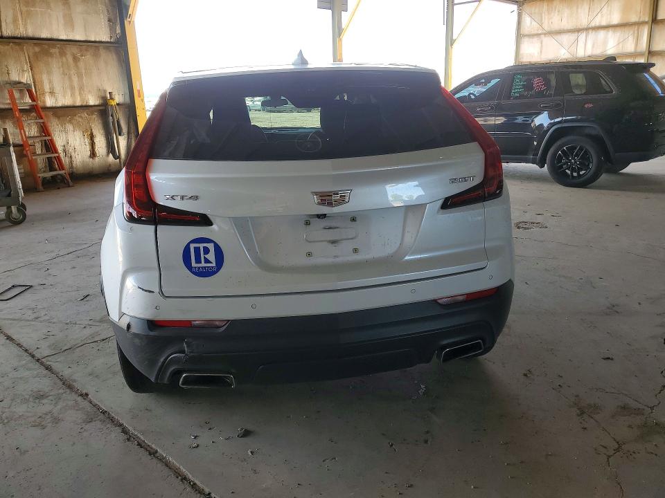 55644966 :رقم المزاد ، 1GYAZAR4XKF220830 vin ، 2019 Cadillac Xt4 مزاد بيع