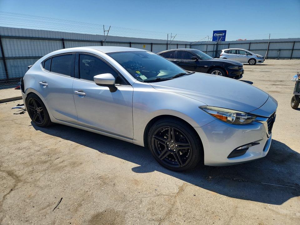 Продаж на аукціоні авто 2018 Mazda 3, vin: 3MZBN1V39JM202334, номер лоту: 56307156