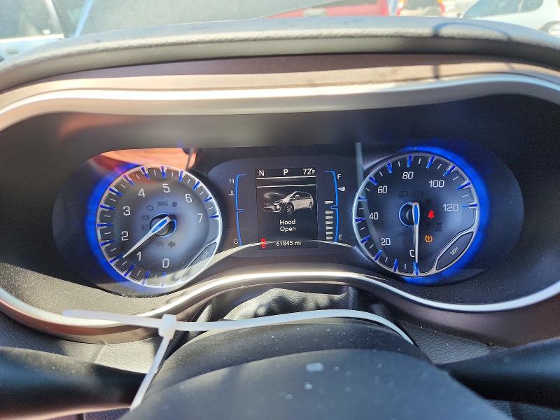 55536986 :رقم المزاد ، 2C4RC1CG7HR747948 vin ، 2017 Chrysler Pacifica مزاد بيع