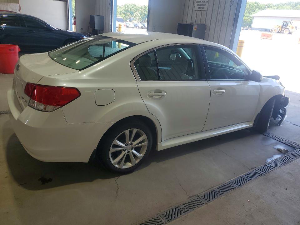 2013 Subaru Legacy მანქანა იყიდება აუქციონზე, vin: 4S3BMCC6XD3028715, აუქციონის ნომერი: 58465596