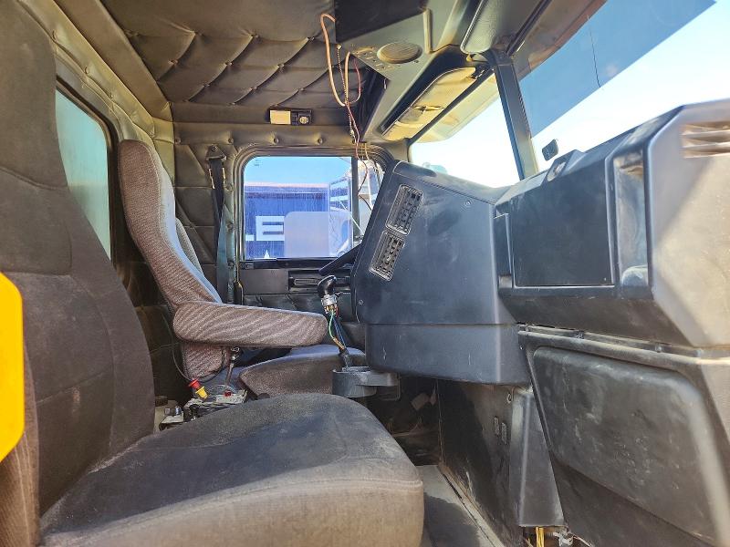 Aukcja sprzedaży 2010 Freightliner Fld120, vin: 1FVHALCK3ADAV2965, numer aukcji: 58002466