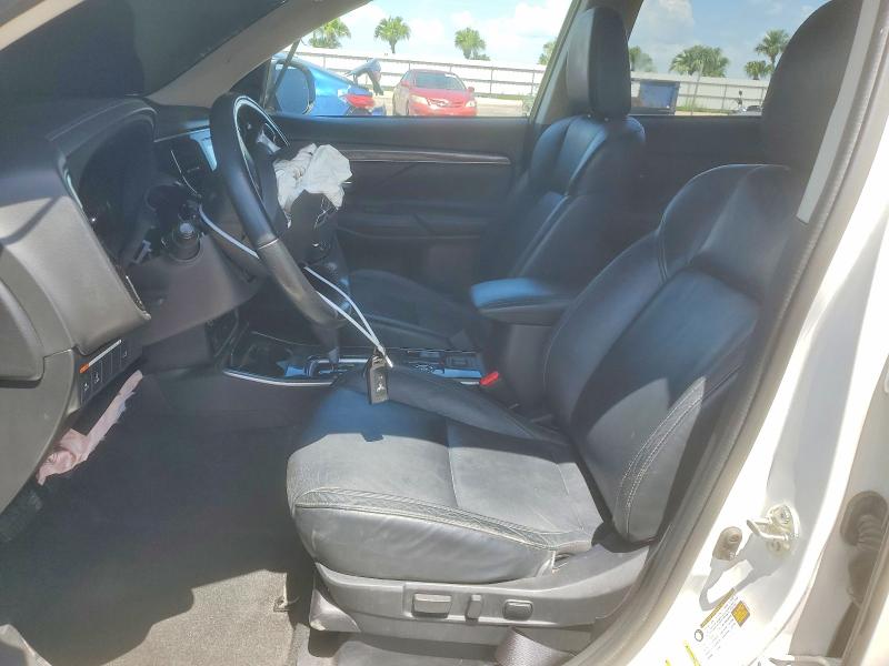 59000106 :رقم المزاد ، JA4AZ3A39LZ041175 vin ، 2020 Mitsubishi Outlander مزاد بيع