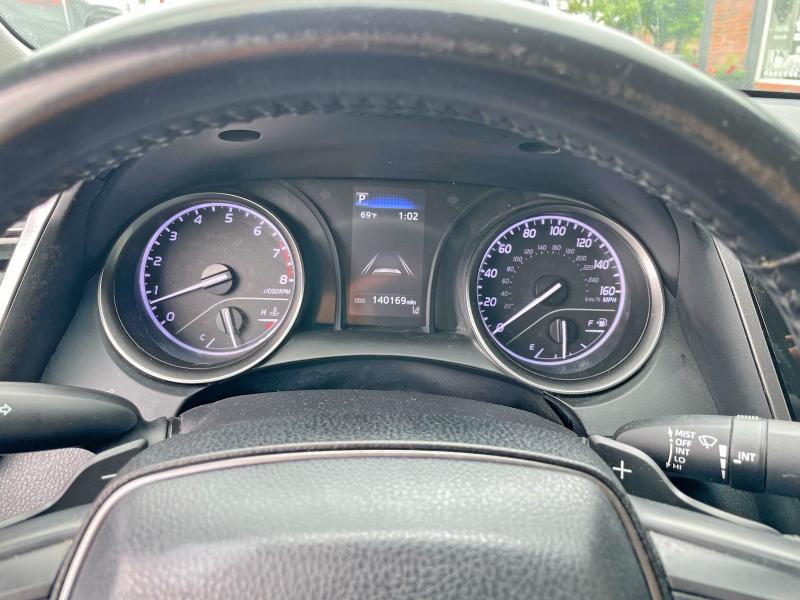 59005666 :رقم المزاد ، 4T1G11AK6MU5588 vin ، 2021 Toyota Camry مزاد بيع