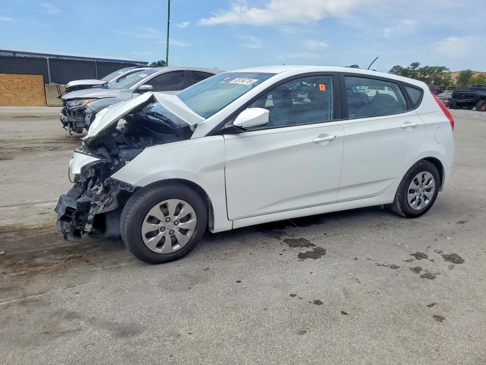 Auction sale of the 2015 Hyundai Accent, vin: KMHCT5AE7FU224164, lot number: 55154716