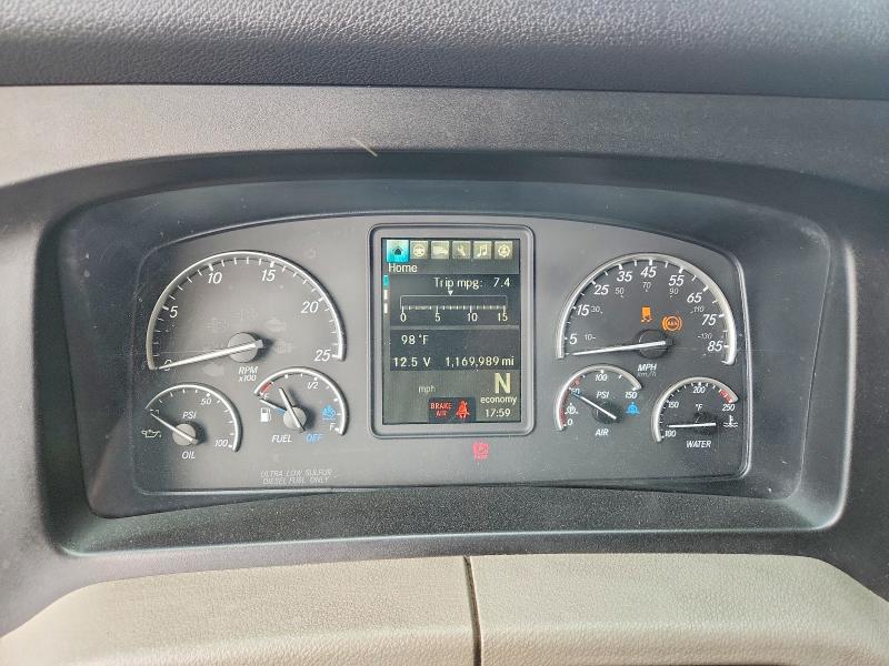 Продаж на аукціоні авто 2018 Freightliner Cascadia 126, vin: 3AKJHHDRXJSJL1051, номер лоту: 58594086
