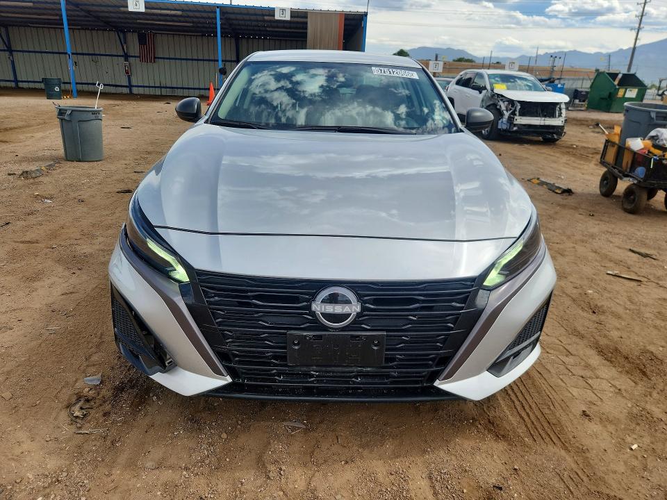 57512066 :رقم المزاد ، 1N4BL4DW4TN308677 vin ، 2026 Nissan Altima مزاد بيع