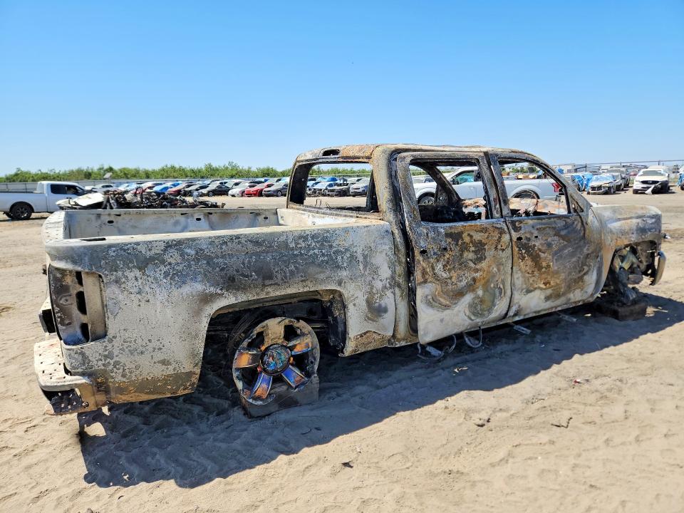 58509206 :رقم المزاد ، 3GCUKRER9JG298343 vin ، 2018 Chevrolet Silverado مزاد بيع