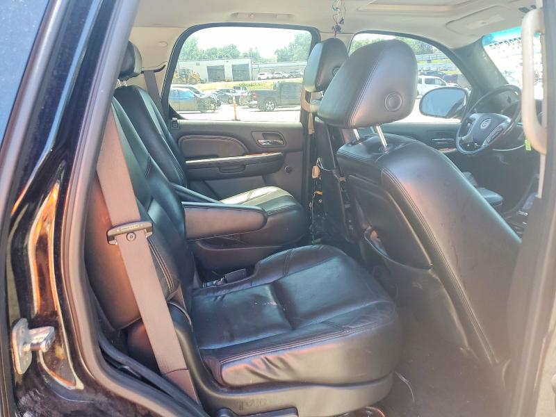 57638736 :رقم المزاد ، 1GYEC63808R132730 vin ، 2008 Cadillac Escalade مزاد بيع