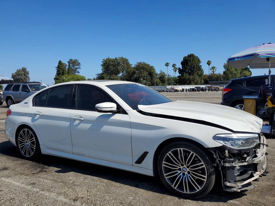 Продажа на аукционе авто 2018 Bmw 530e, vin: WBAJA9C57JB032668, номер лота: 58139496