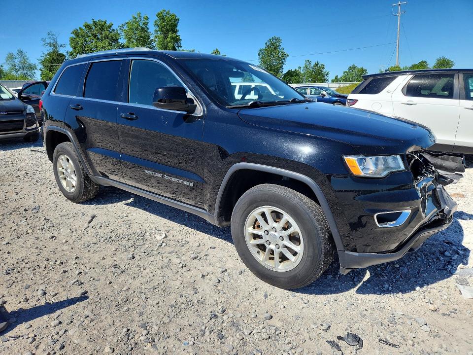 57364176 :رقم المزاد ، 1C4RJFAG3JC187866 vin ، 2018 Jeep Grand Cherokee مزاد بيع