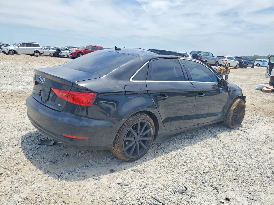 Продажа на аукционе авто 2015 Audi A3, vin: WAUAJGFF4F1034867, номер лота: 56144196