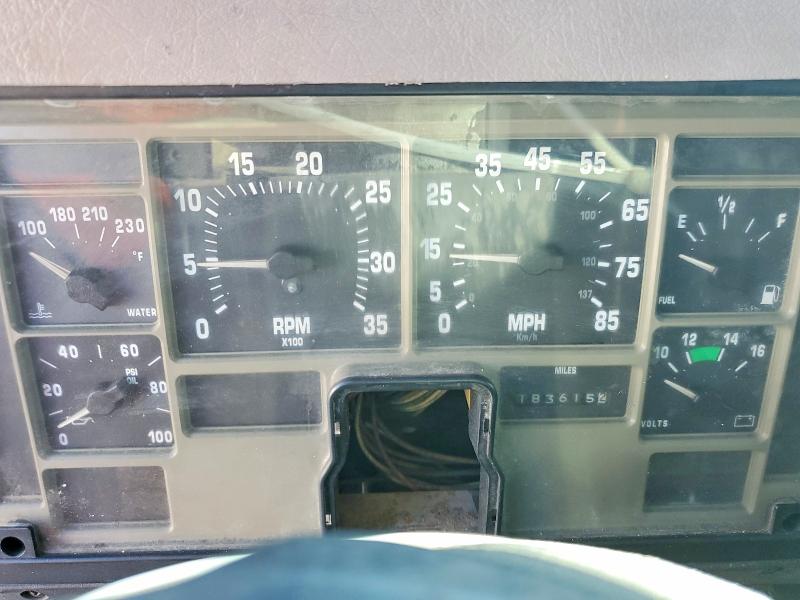 56642346 :رقم المزاد ، 1HTSCAAM4WH547731 vin ، 1998 International 4000 مزاد بيع