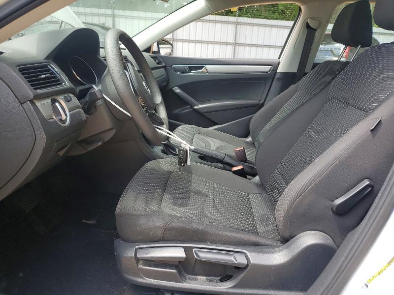 56468806 :رقم المزاد ، 1VWAT7A35HC053149 vin ، 2017 Volkswagen Passat مزاد بيع