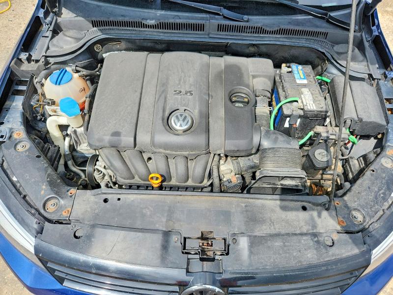 2011 Volkswagen Jetta მანქანა იყიდება აუქციონზე, vin: 3VWGX7AJ7BM072823, აუქციონის ნომერი: 56665906